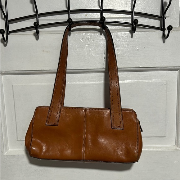 Fossil Tan Leather Shoulder Bag with Double Straps - Picture 2 of 13